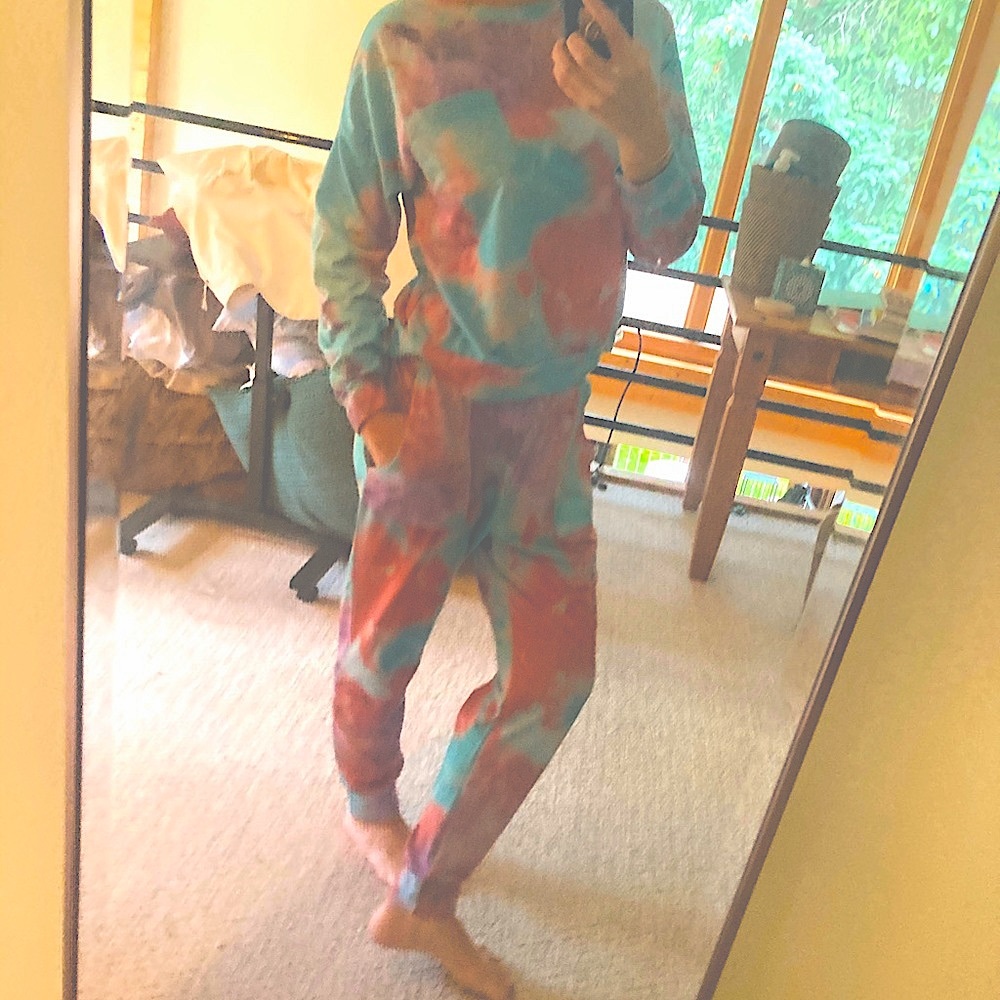 Tie dye matching lounge set size medium